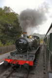5199 running round the coaches for the next journey