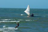 Kitesurf e jangada na praia da coponga.jpg