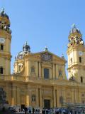 MÜNCHEN - Theatinerkirche 1