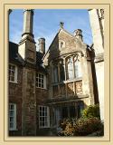 Corner house, Wells