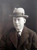 Dr William Mitchell