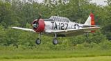 North American T6 à l'atterrissage