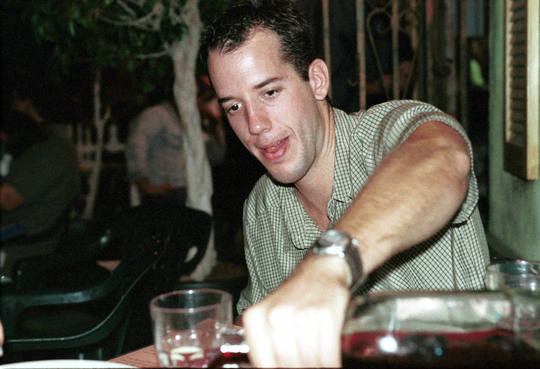 Drew pouring the Chianti