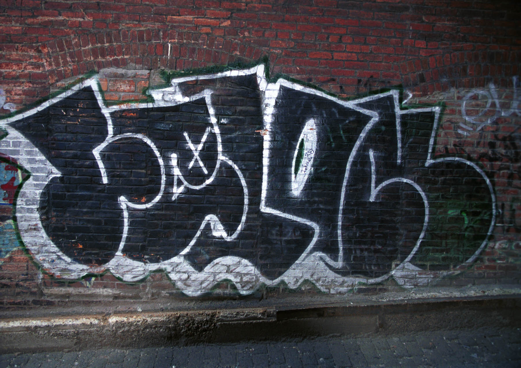 FELON