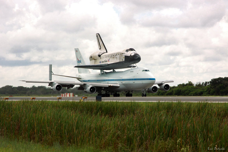 Space Shuttle Discovery STS-128