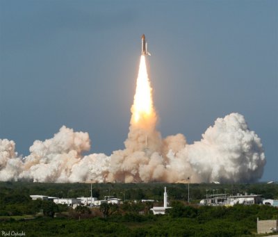 Discovery Launches 4541