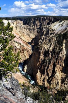 Yellowstone Grand canyon