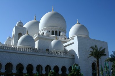 Grand Mosque in Abu Dhabi 1 .jpg