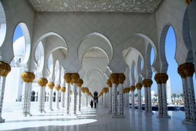 Grand Mosque in Abu Dhabi 11 .jpg