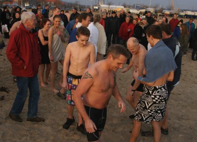 Nytårsbadning 2009 008.jpg