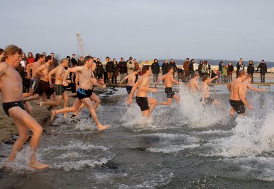 Nytårsbadning 2009 041.jpg