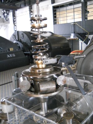 g1/00/631400/3/128215168.ZPRW9aPV.jpg