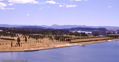 Lake Burley Griffin and the National Library