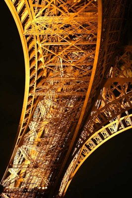 Eiffel Tower leg
