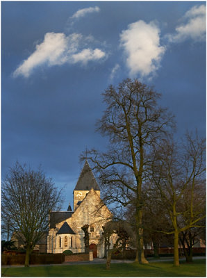Sint Katarina Humelgem - A few bright clouds