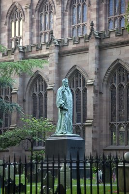 John Watts Statute - Trinity Church