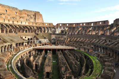18_Inside Colosseum.jpg
