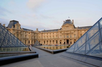 64_Paris_The Louvre.jpg