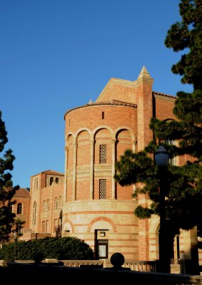 37_UCLA_Royce Hall.jpg
