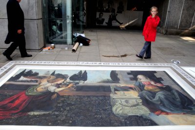 19_Amazing painting_by a street artist.jpg