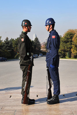 06_Change of guards.jpg