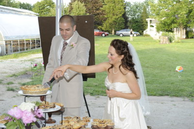 Cutting of the Wedding Pie