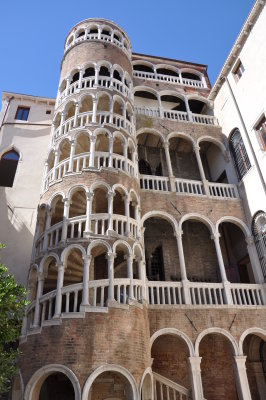 4 Venice - Ultimate Spiral Staircase