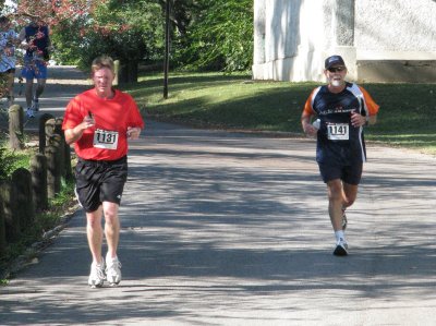 g1/00/99100/3/104077883.hs1uKH4u.jpg
