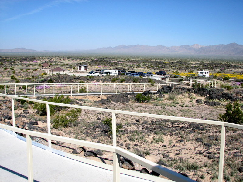 Access ramp to viewing station