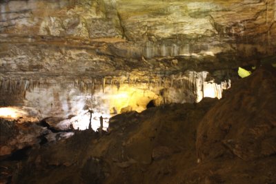 Cavern feature