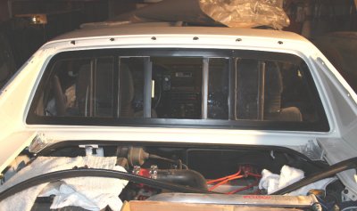 sliding window in opening without the gasket