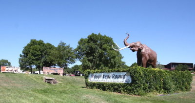 2 Mammoth Site sign