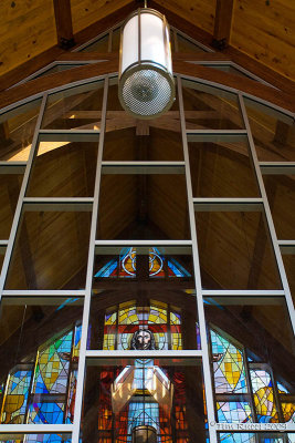 76254 - Reflection of stained glass window
