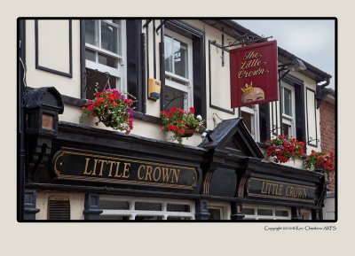 The Little Crown Pub 