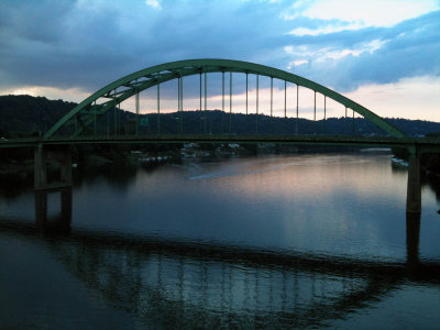 bridge in wheeling over ohio river
