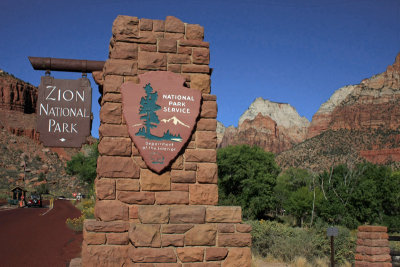 Zion sign 0165