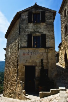old boulangerie, Lacoste