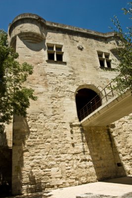 Entrance to bridge - Avignon