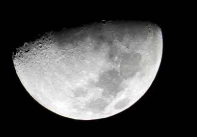 Moon_0226c.jpg