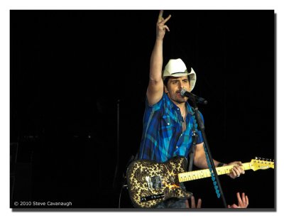 Brad Paisley show at The Gorge