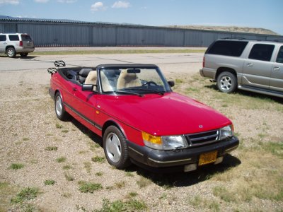 my Colorado Saab (with AK plates) at Kremmling, where I learned to fly ages ago