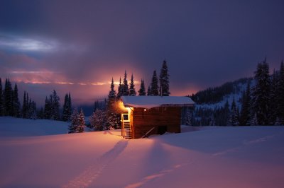 Valkyr Sauna House at Sunset