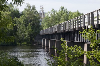 Foot bridge