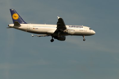 Lufthansa,Airbus A320-211