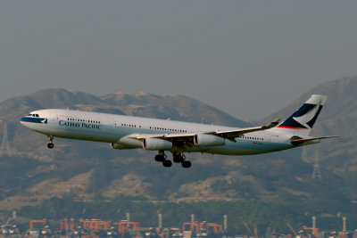 Cathay Pacific, Airbus A340