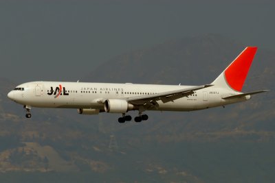 Japan Airlines-JAL Boeing 767-346/ER