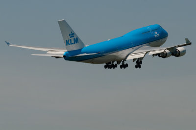 Boeing 747-406M