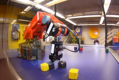 Tne Machine Robot arm