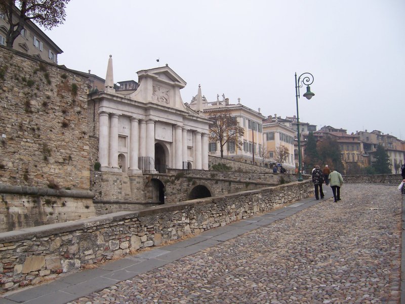 Porta San Agostino