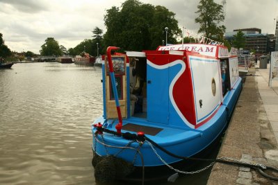 More food from boats